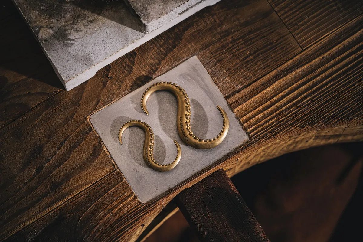 Troy Ounces and Fineness Explained: How Precious Metals Are Weighed